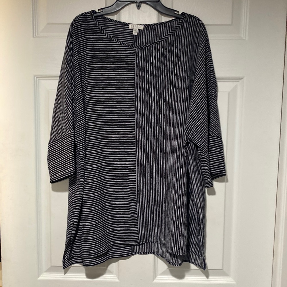 Blouse black white size L